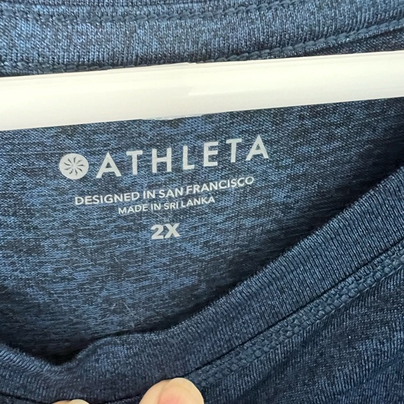 Athleta uptempo tank - Picture 3 of 3